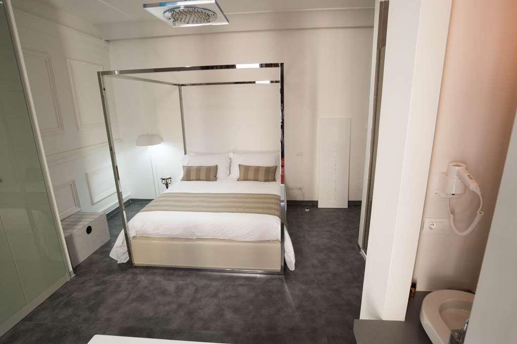 Hotel Santa Brigida Neapel Rum bild